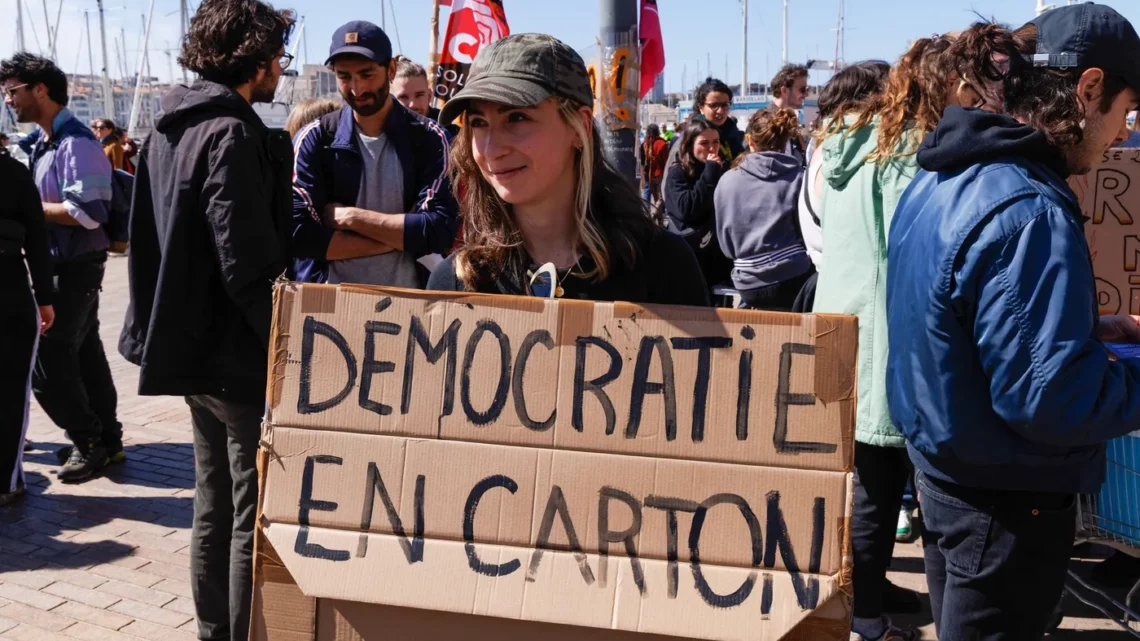 Confisquer pour dominer : la gangstérisation silencieuse du pouvoir
